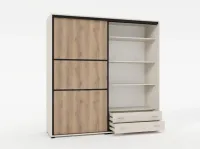 Rokkó 4 gardrób belső nézete